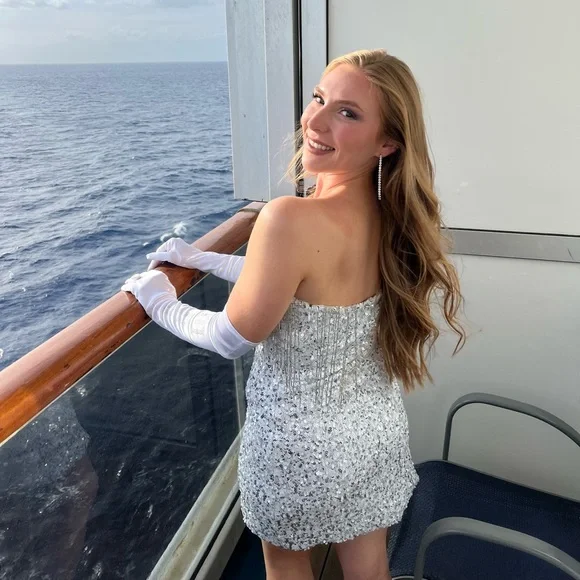 Strapless Fringe and Sequin Mini Dress - Picture 6 of 7